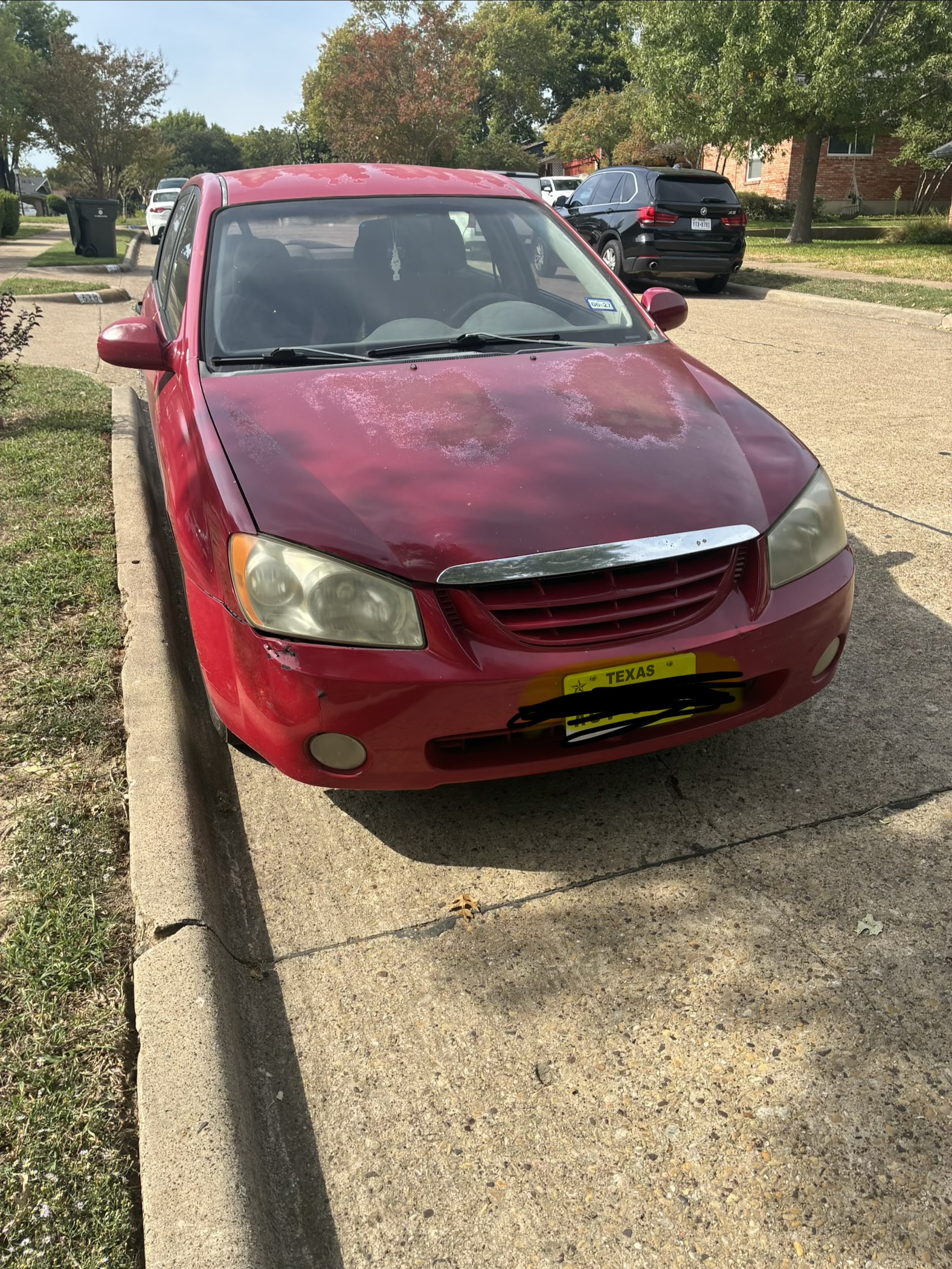 Used 2005 Kia Spectra5 FWD image 1