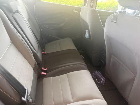 Used 2013 Ford C-MAX SE FWD image 9