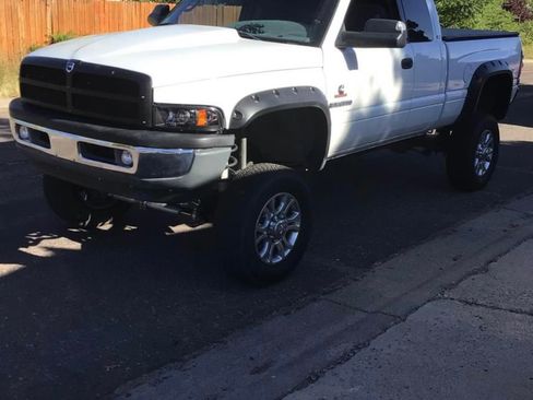 Used 2001 Dodge Ram 2500 Truck 4x4 Quad Cab image 11