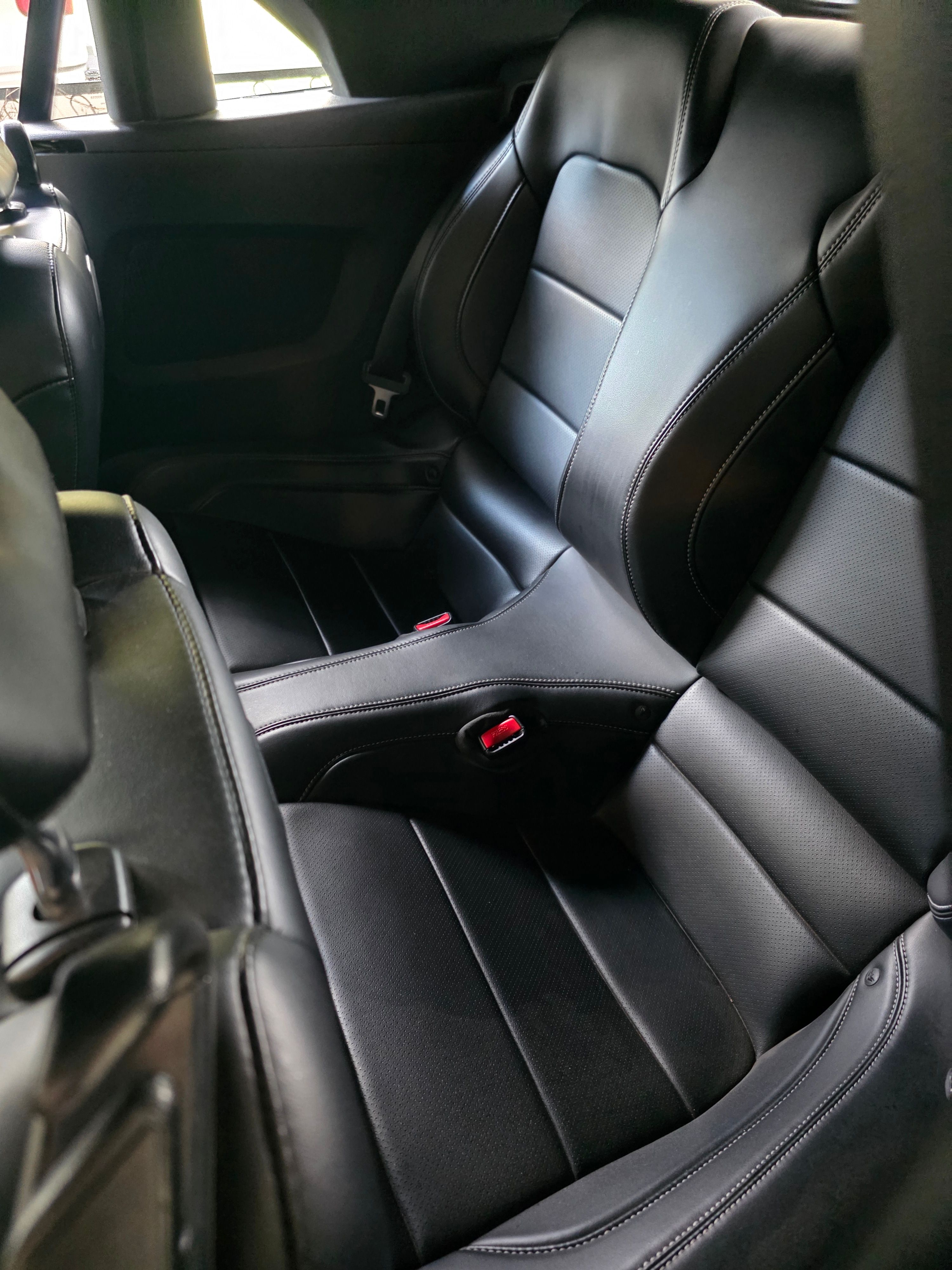 Used 2017 Ford Mustang GT Premium RWD image 11
