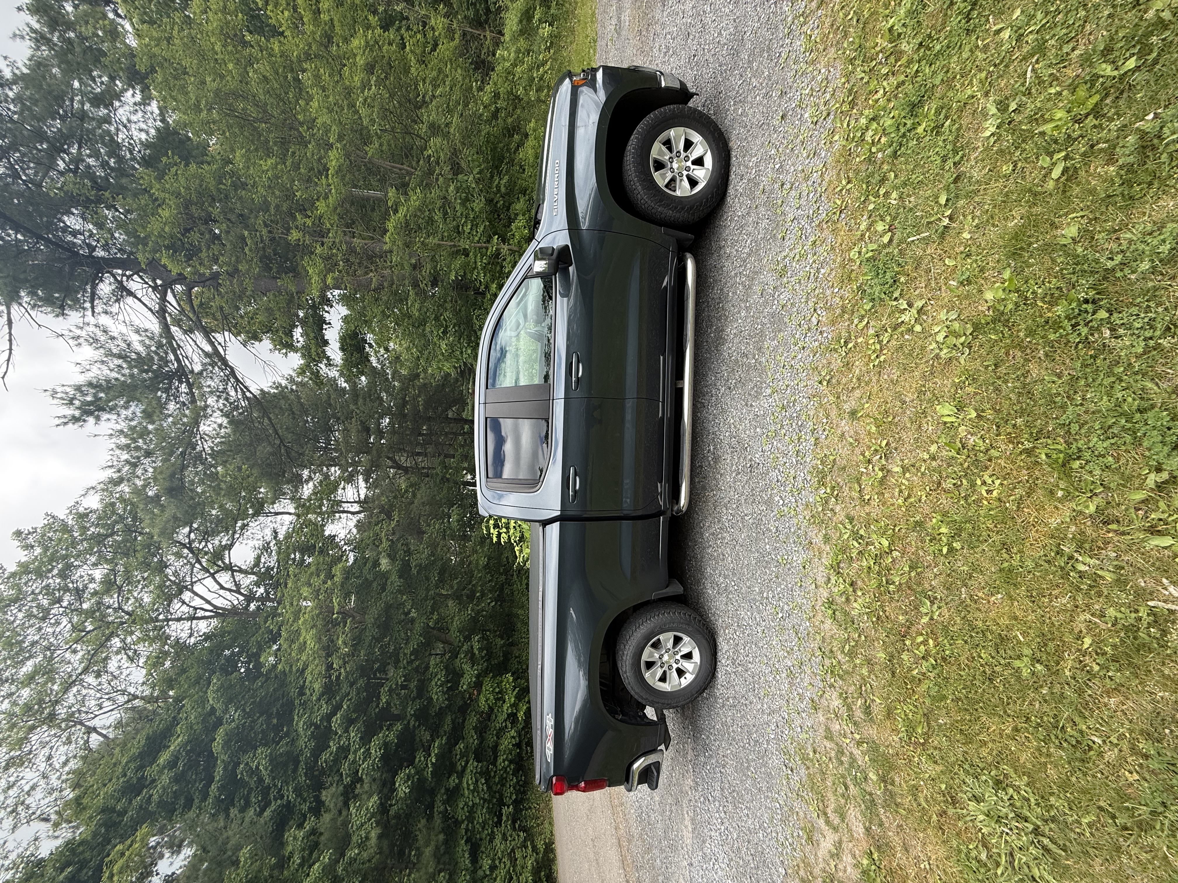 Used 2019 Chevrolet Silverado 1500 LT w/ All-Star Edition AWD/4WD image 4