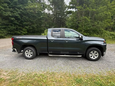 Used 2019 Chevrolet Silverado 1500 LT w/ All-Star Edition AWD/4WD image 4