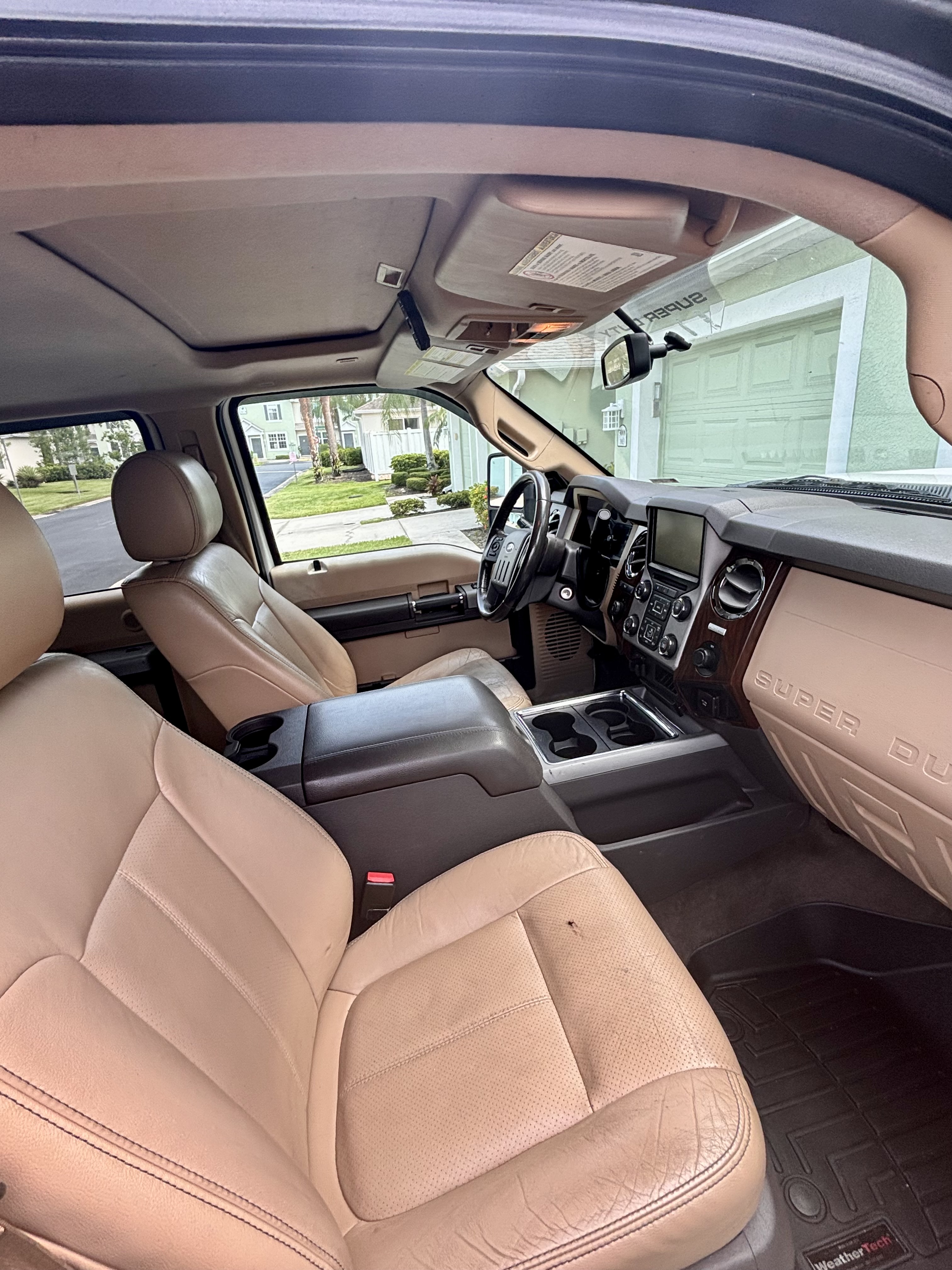 Used 2015 Ford F250 Lariat w/ Lariat Ultimate Package AWD/4WD image 20