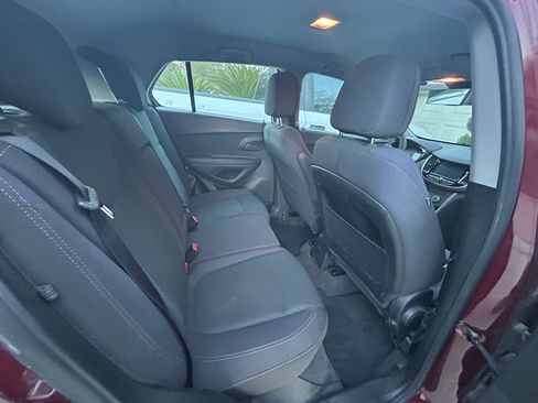 Used 2017 Chevrolet Trax LS image 12