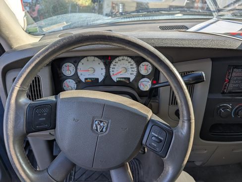 Used 2005 Dodge Ram 2500 Truck SLT w/ Quad Cab Big Horn Value Group image 16