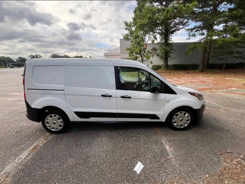 Used 2019 Ford Transit Connect XL image 15