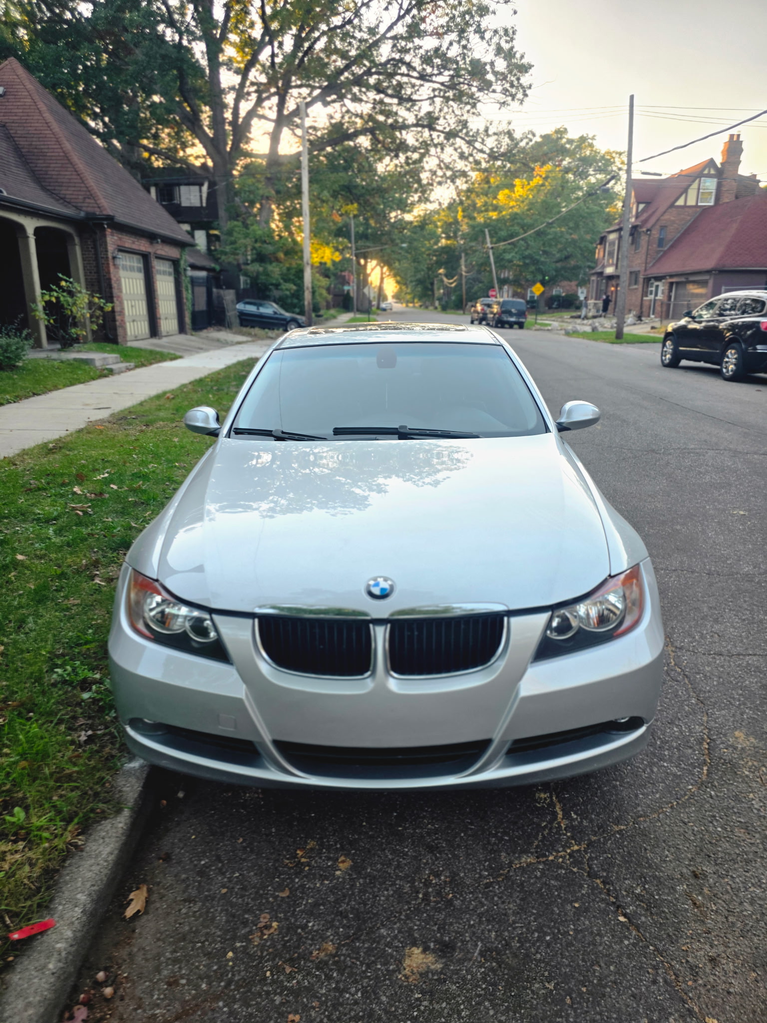 Used 2006 BMW 325i Sedan RWD image 1