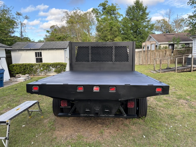 Used 2008 Ford F550 4x4 Regular Cab Super Duty image 4