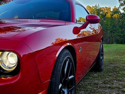 Used 2017 Dodge Challenger R/T Scat Pack image 2