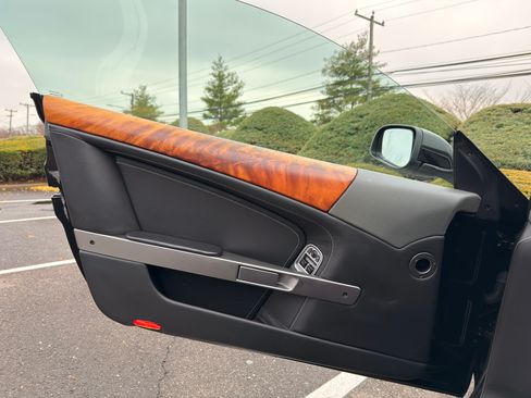 Used 2009 Aston Martin DB9 Coupe 2D image 17