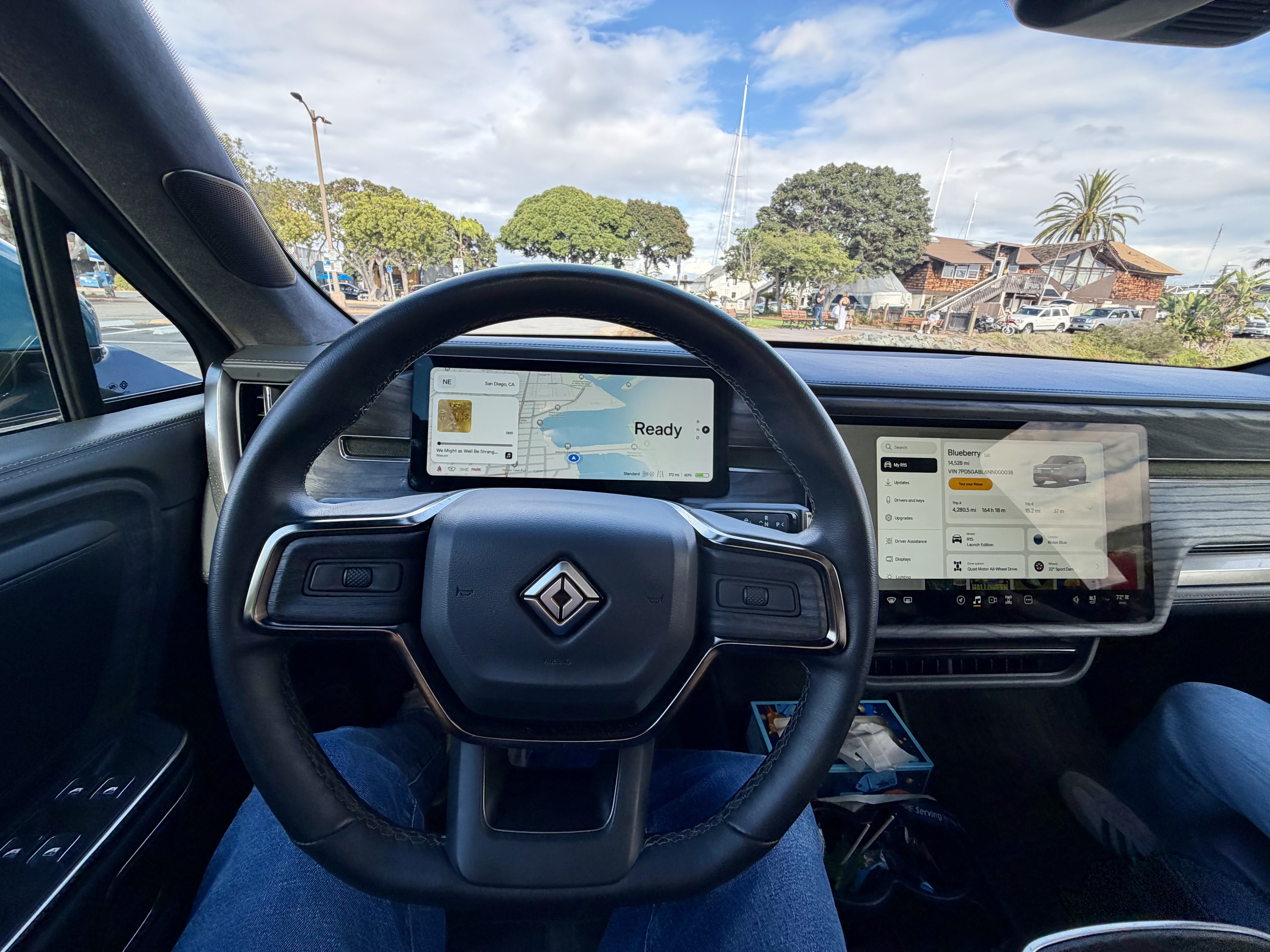 Used 2022 Rivian R1S Launch Edition Quad AWD/4WD image 20