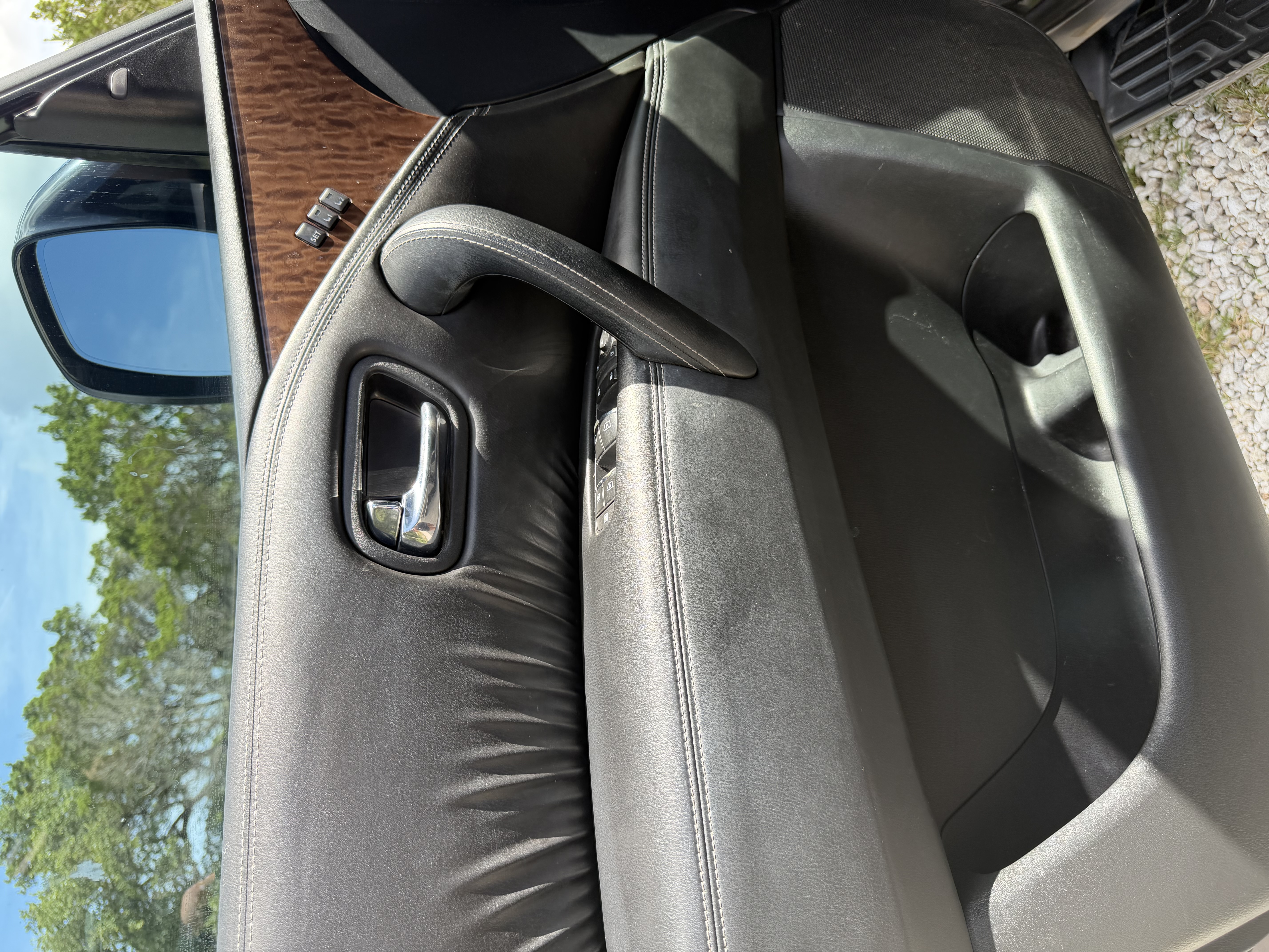 Used 2018 Nissan Armada SL w/ Premium Package RWD image 8