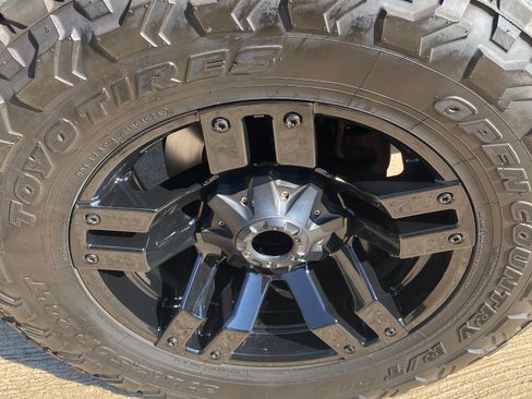 Used 2016 Ford F350 Lariat image 8