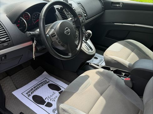 Used 2012 Nissan Sentra 2.0 S w/ Convenience Pkg FWD image 8