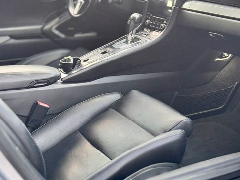 Used 2017 Porsche 911 Carrera 4S image 11