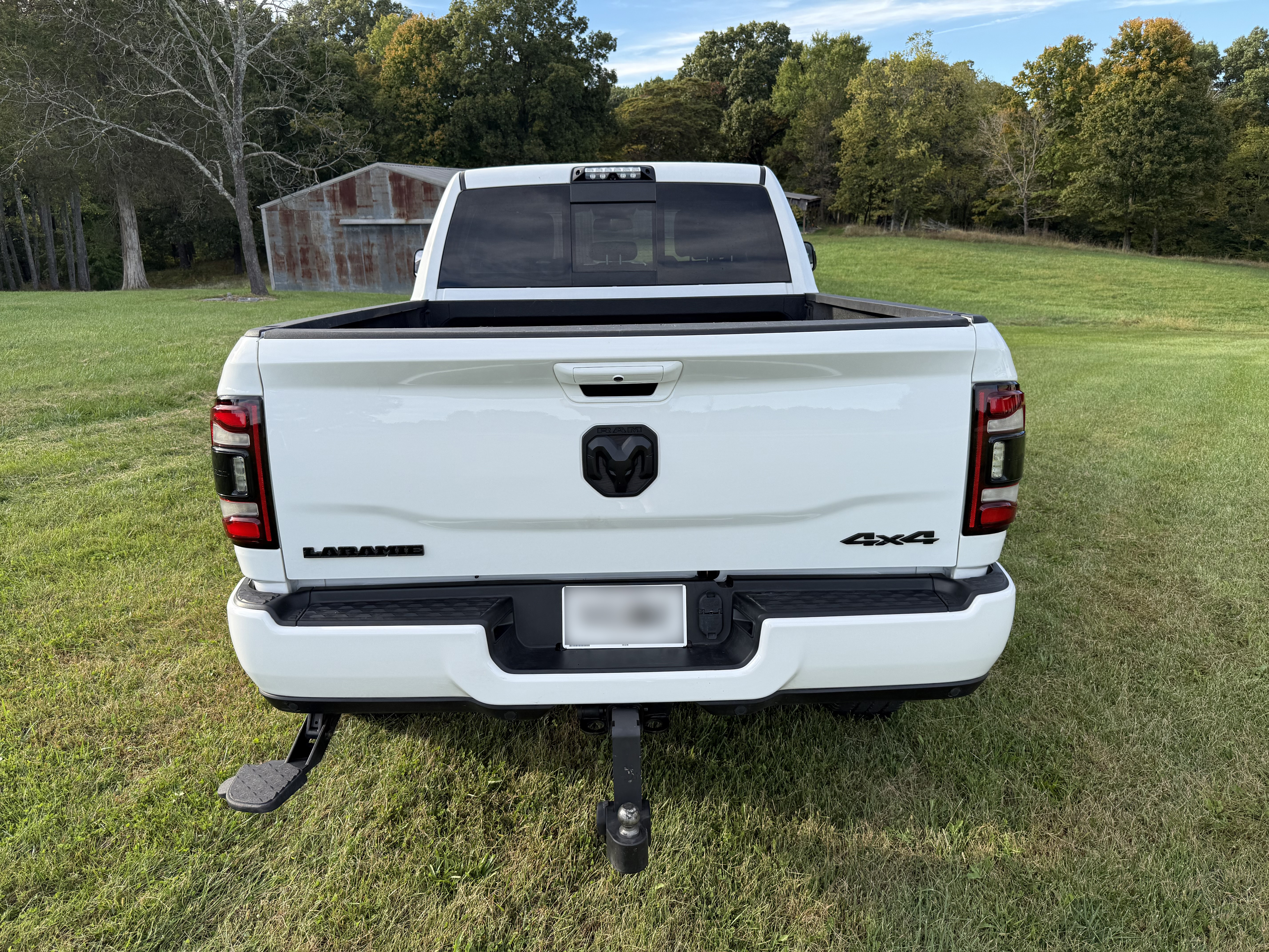 Used 2019 RAM 2500 Laramie w/ Night Edition AWD/4WD image 9