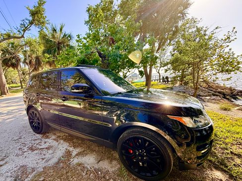 Used 2017 Land Rover Range Rover Sport image 8