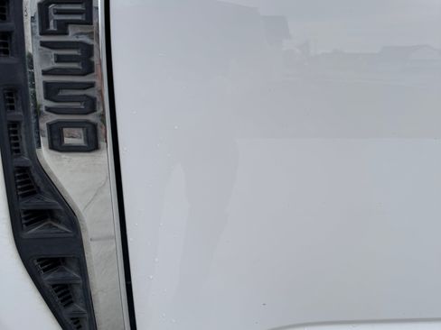 Used 2023 Ford F350 XL w/ Snow Plow/Camper Package image 4