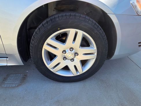 Used 2012 Chevrolet Impala LT w/ LT Sunroof Package image 2