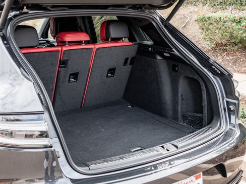 Used 2021 Porsche Macan GTS image 17