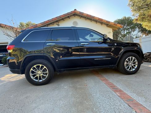 Used 2015 Jeep Grand Cherokee Limited image 11
