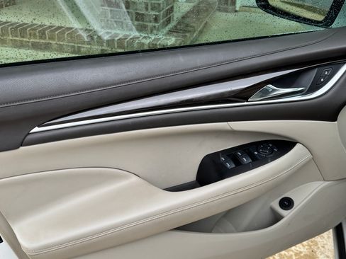 Used 2017 Buick LaCrosse Preferred image 8