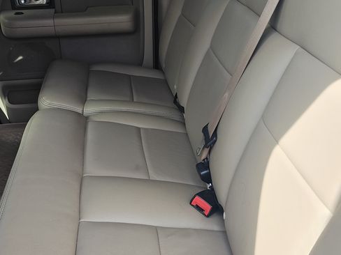 Used 2004 Ford F150 XLT RWD image 4