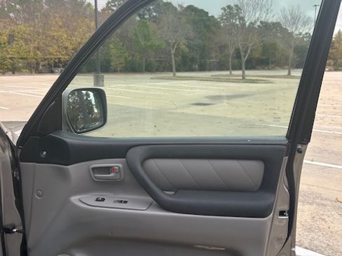 Used 2007 Toyota Land Cruiser image 22