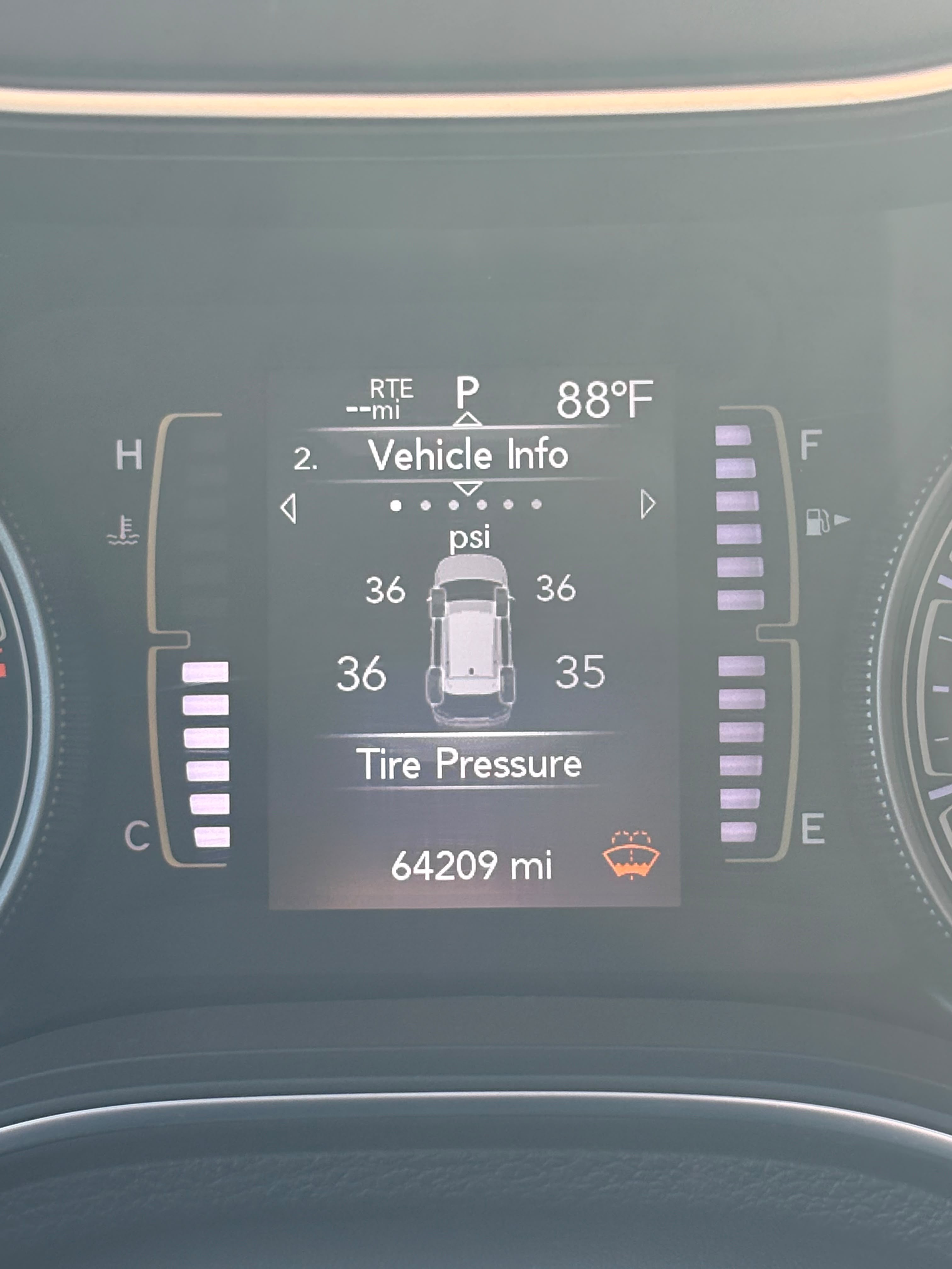 Used 2020 Jeep Cherokee Latitude FWD image 15