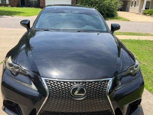 Used 2015 Lexus IS 250 w/ F-Sport Package RWD image 4