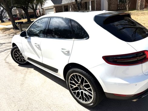 Used 2016 Porsche Macan S AWD/4WD image 1