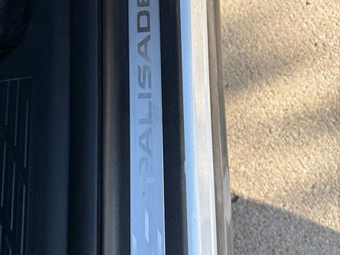 Used 2025 Hyundai Palisade Calligraphy AWD/4WD image 12