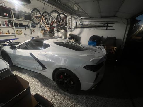 Used 2021 Chevrolet Corvette Stingray Coupe 2D w/ Z51 Performance Package image 2