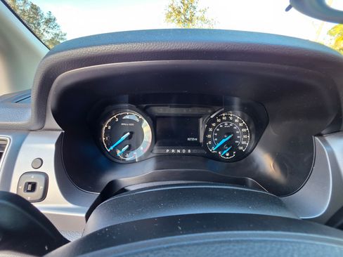 Used 2022 Ford Ranger XLT w/ Equipment Group 301A Mid image 6