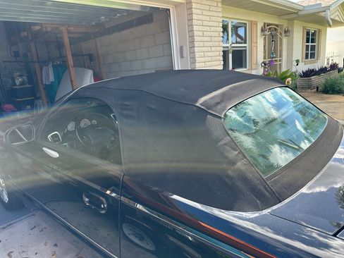 Used 2004 Ford Thunderbird image 6