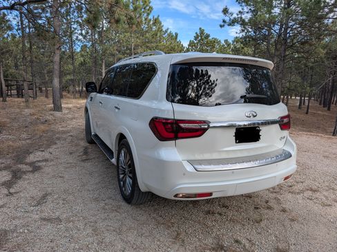 Used 2018 INFINITI QX80 4WD w/ Deluxe Technology Package image 6