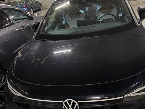 Used 2023 Volkswagen ID.4 Pro image 6