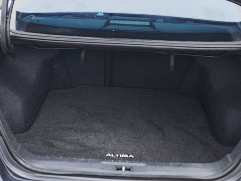 Used 2013 Nissan Altima 2.5 SV image 16