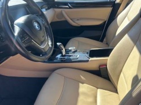 Used 2017 BMW X3 sDrive28i image 6