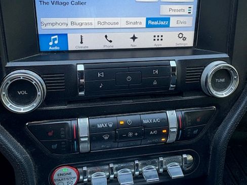 Used 2016 Ford Mustang GT Premium image 12