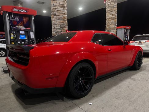 Used 2020 Dodge Challenger R/T Scat Pack image 12