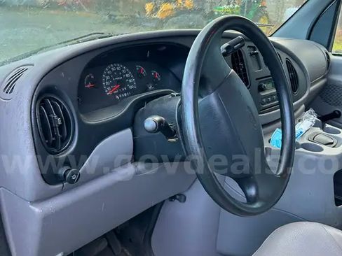 Used 2000 Ford E-350 and Econoline 350 Super Duty image 12