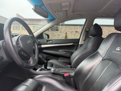 Used 2012 INFINITI G37 Sport image 16