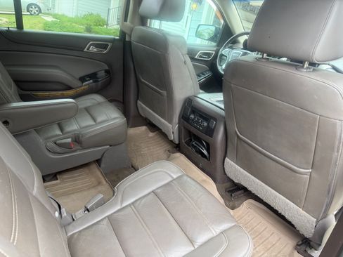 Used 2017 GMC Yukon XL Denali w/ Open Road Package RWD image 23