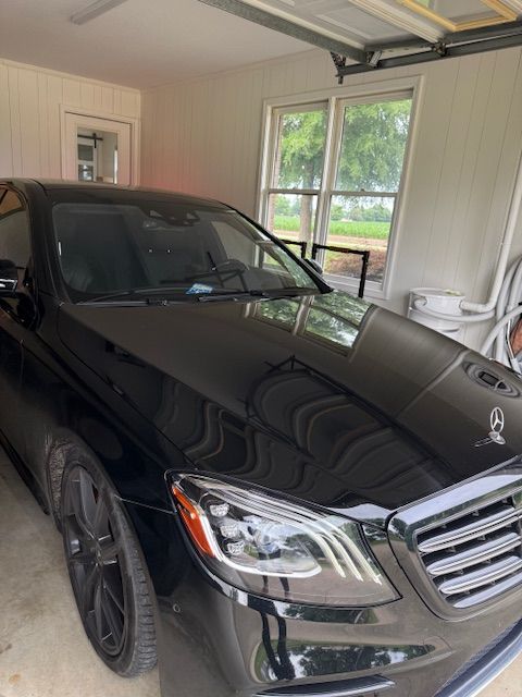 Used 2019 Mercedes-Benz S 560 Sedan image 2