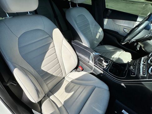 Used 2018 Mercedes-Benz C 300 4MATIC Sedan image 17