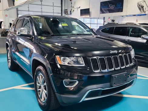 Used 2014 Jeep Grand Cherokee Limited image 2