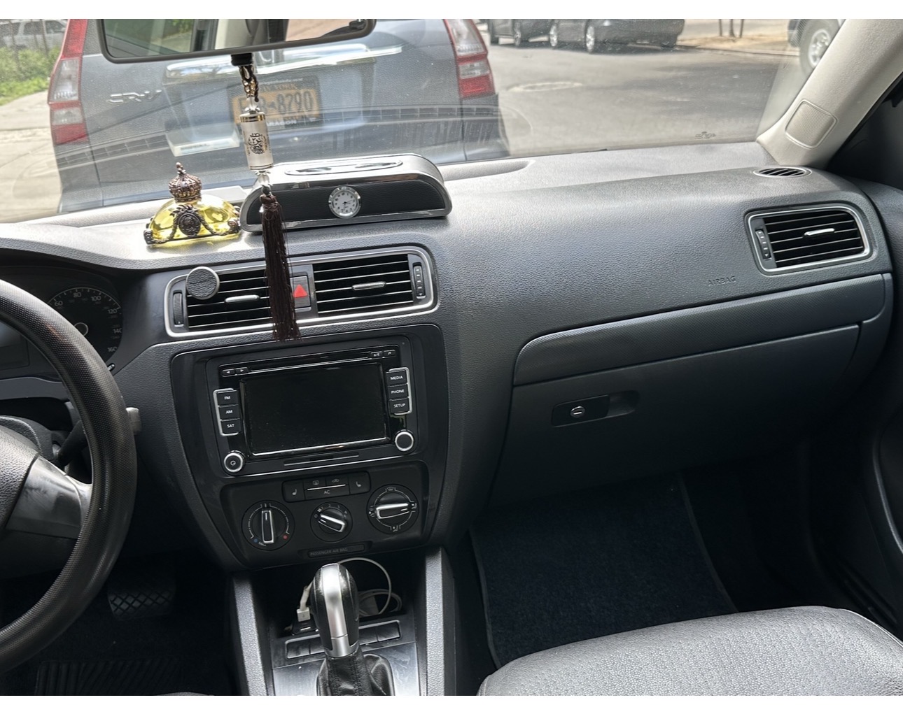 Used 2011 Volkswagen Jetta SE FWD image 14