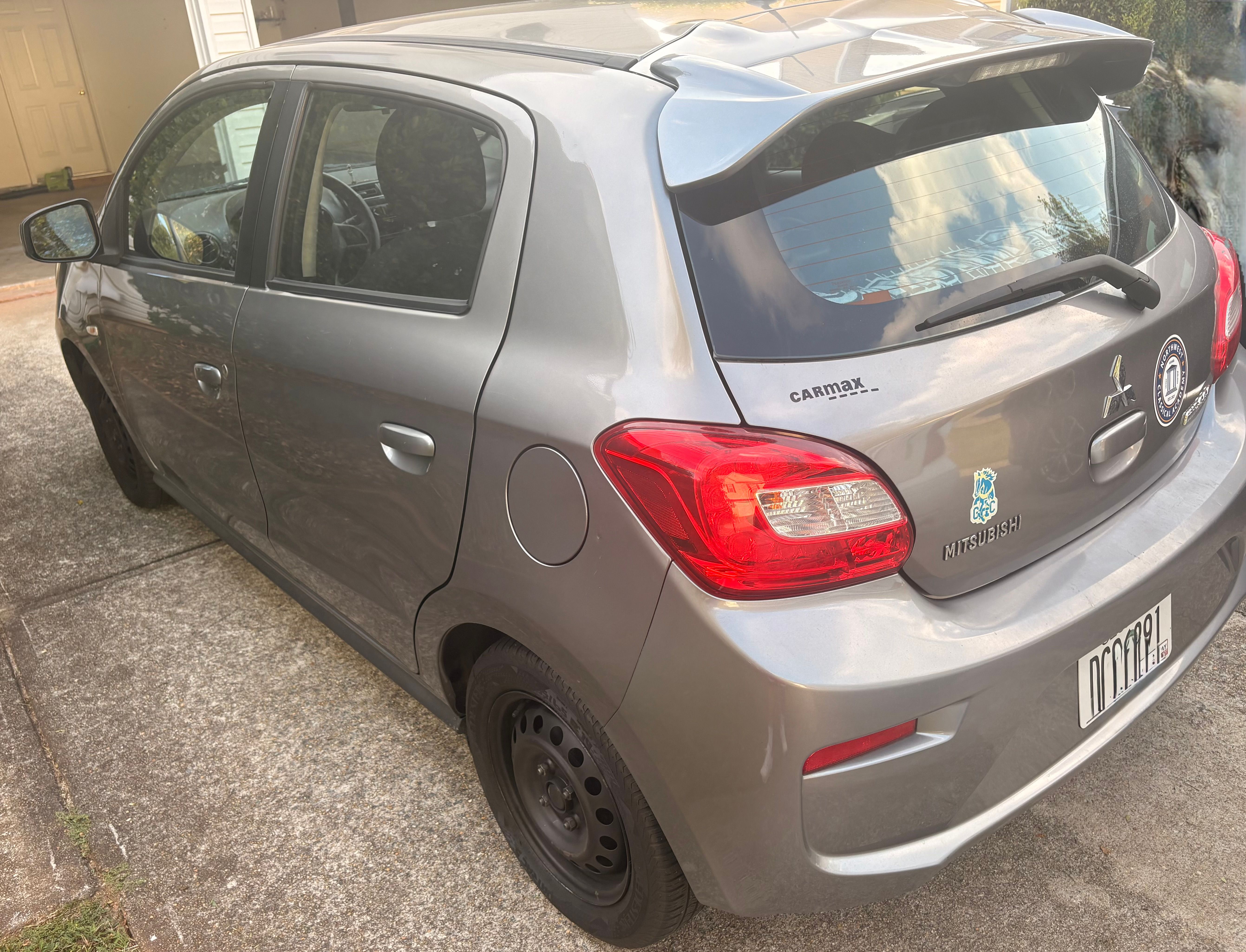 Used 2017 Mitsubishi Mirage ES FWD image 1