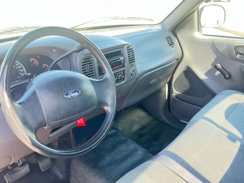 Used 2004 Ford F150 XL RWD image 11